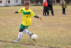 乐鱼中国-中超冠军梦碎后，蓉城要在亚洲赛场重塑信心，中甲成都蓉城今天比赛结果