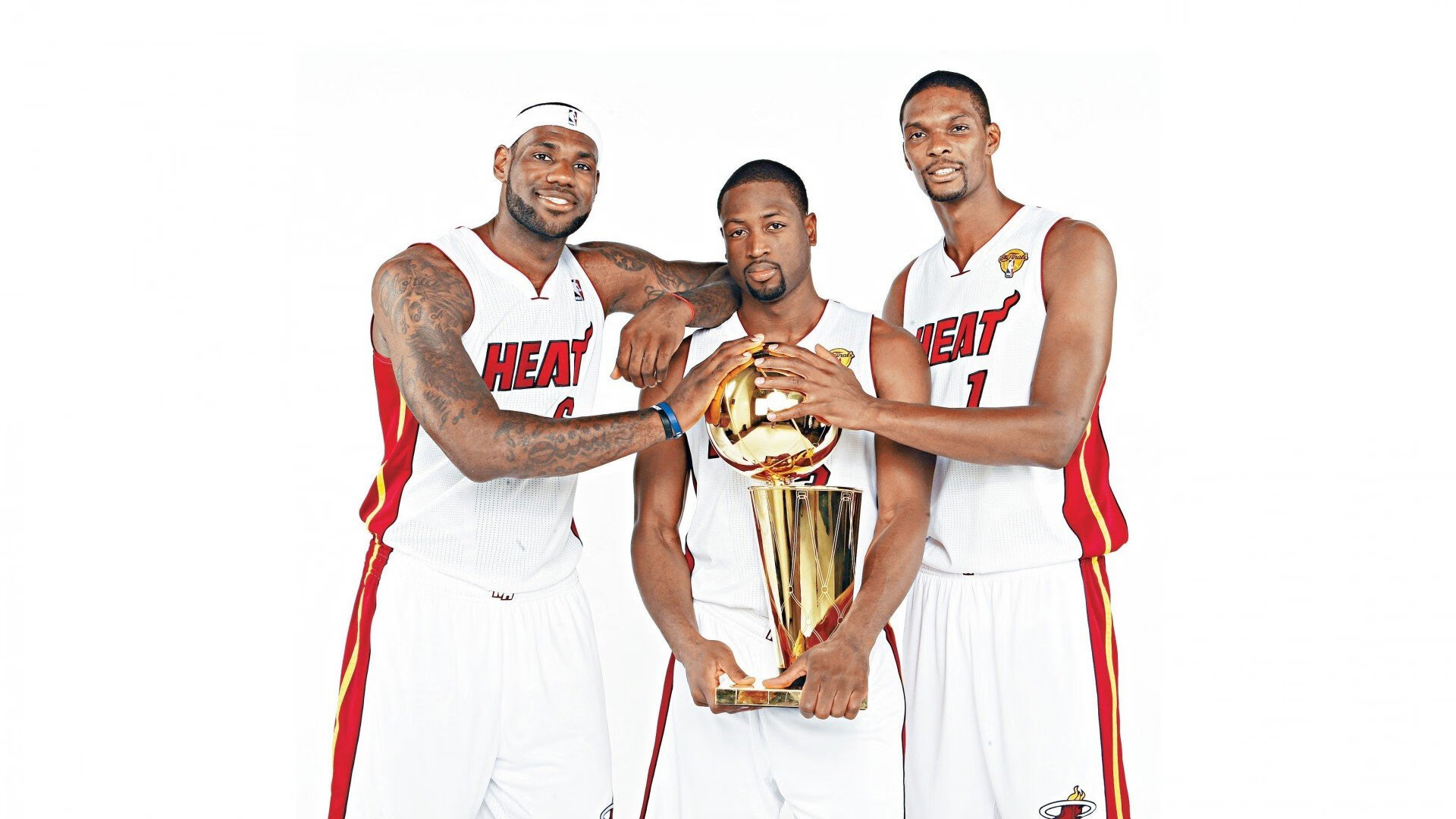 史密斯全场0罚球砍下25分,湖人队史达此数据最年轻球员,湖人送走的年轻球员